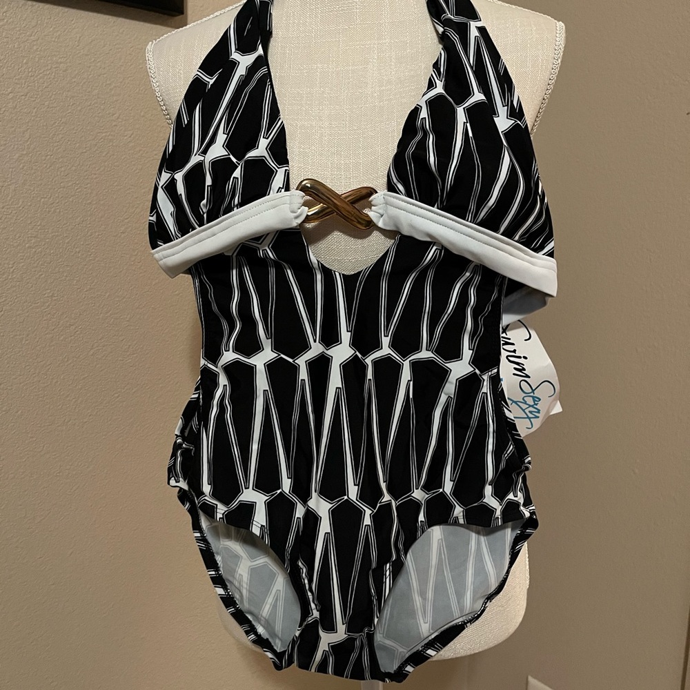 ~*~Swimsuits for All Black&White swimsuit~*~